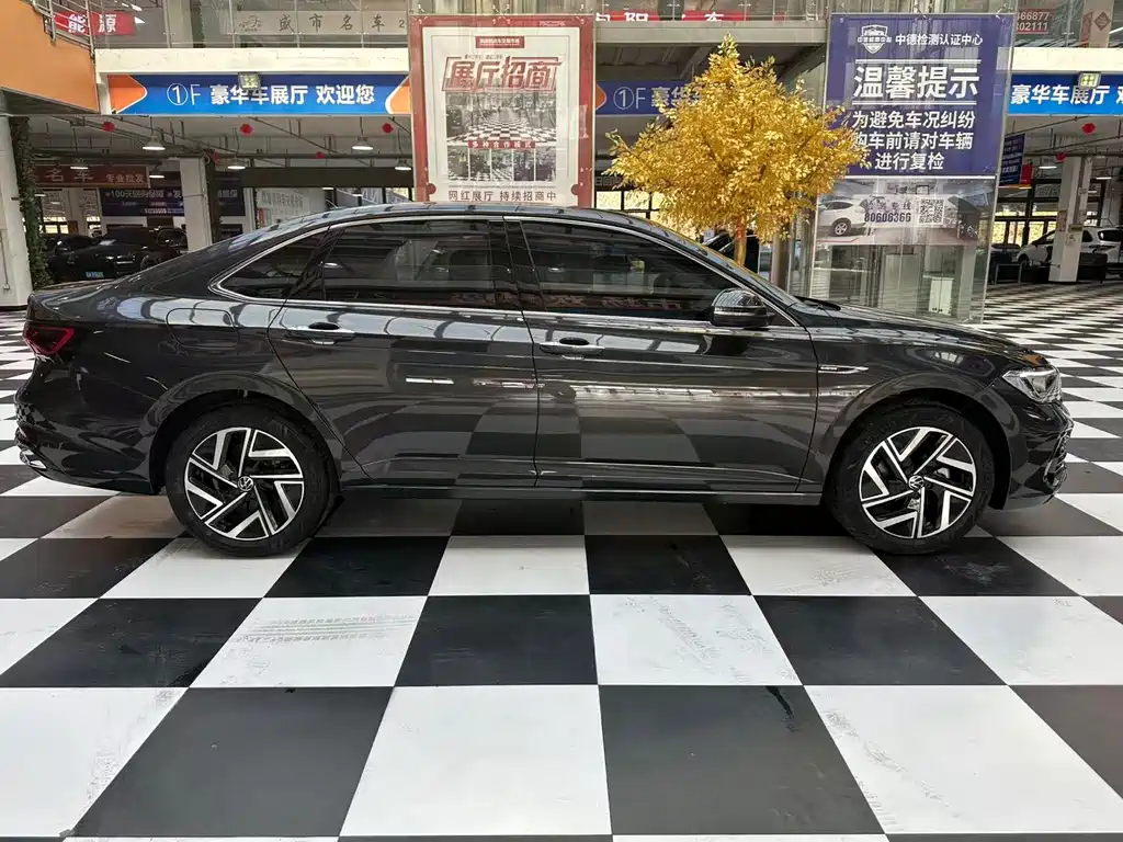 Volkswagen Sagitar — миниатюра 5