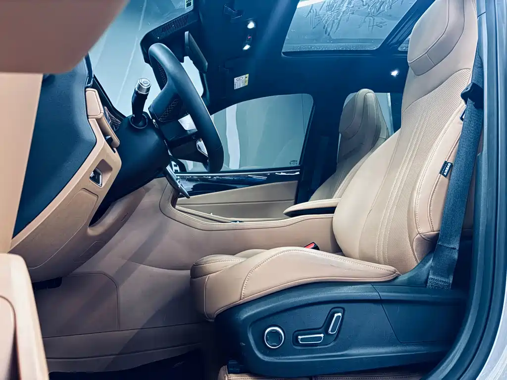 GEELY GALAXY GALAXY L7