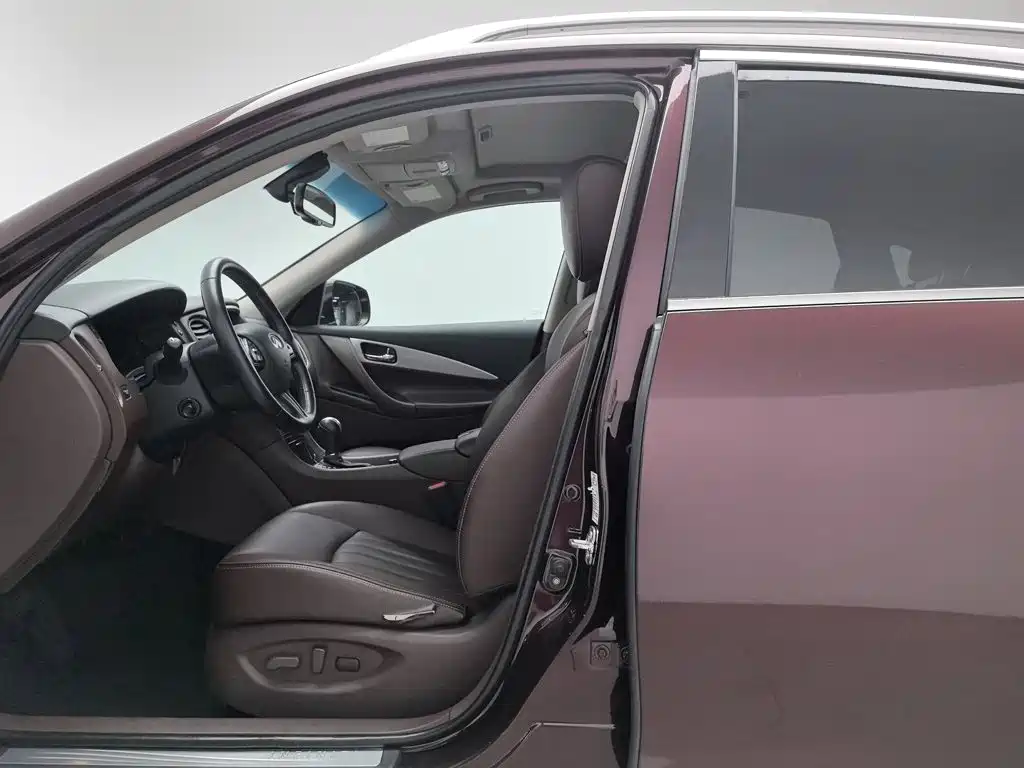 Infiniti QX50 — миниатюра 10