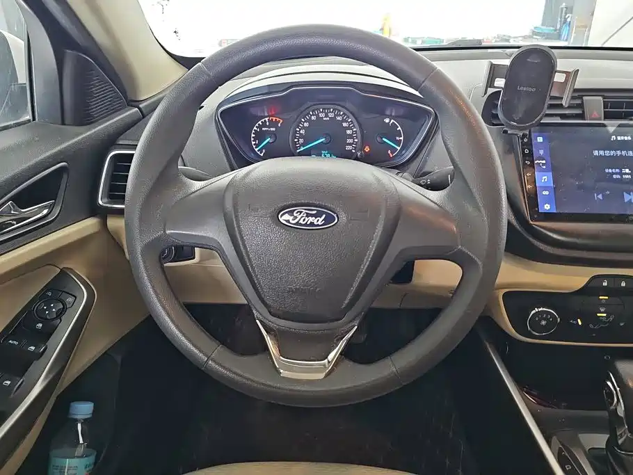 Ford Escort — миниатюра 15