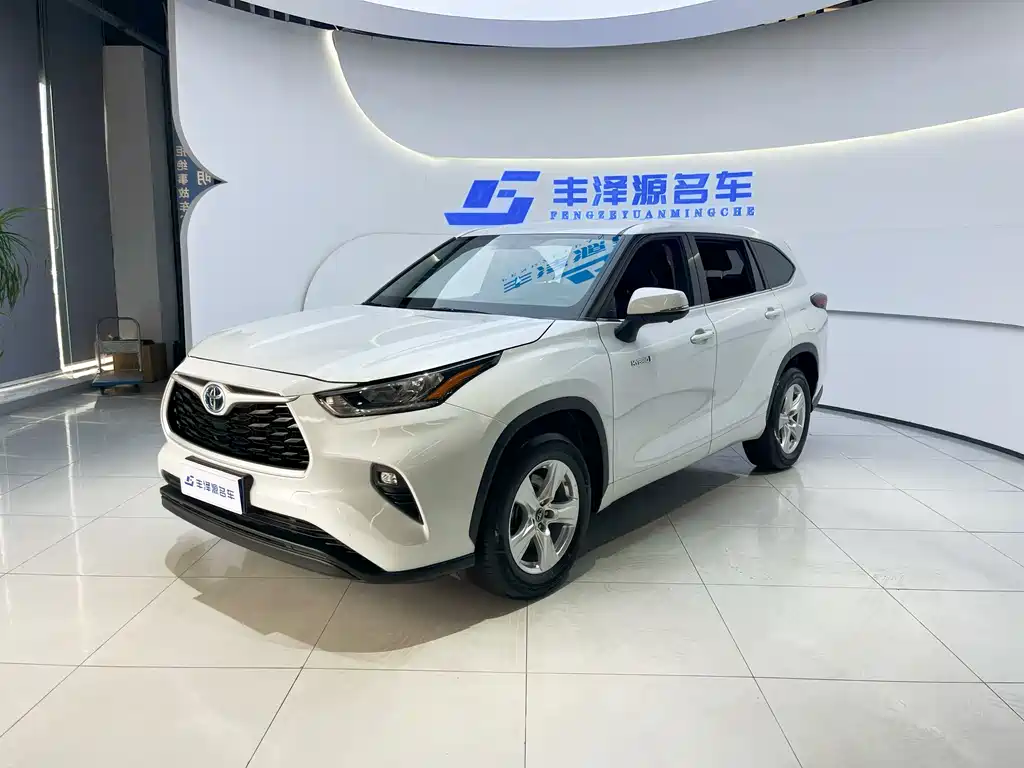 Toyota Highlander 2021