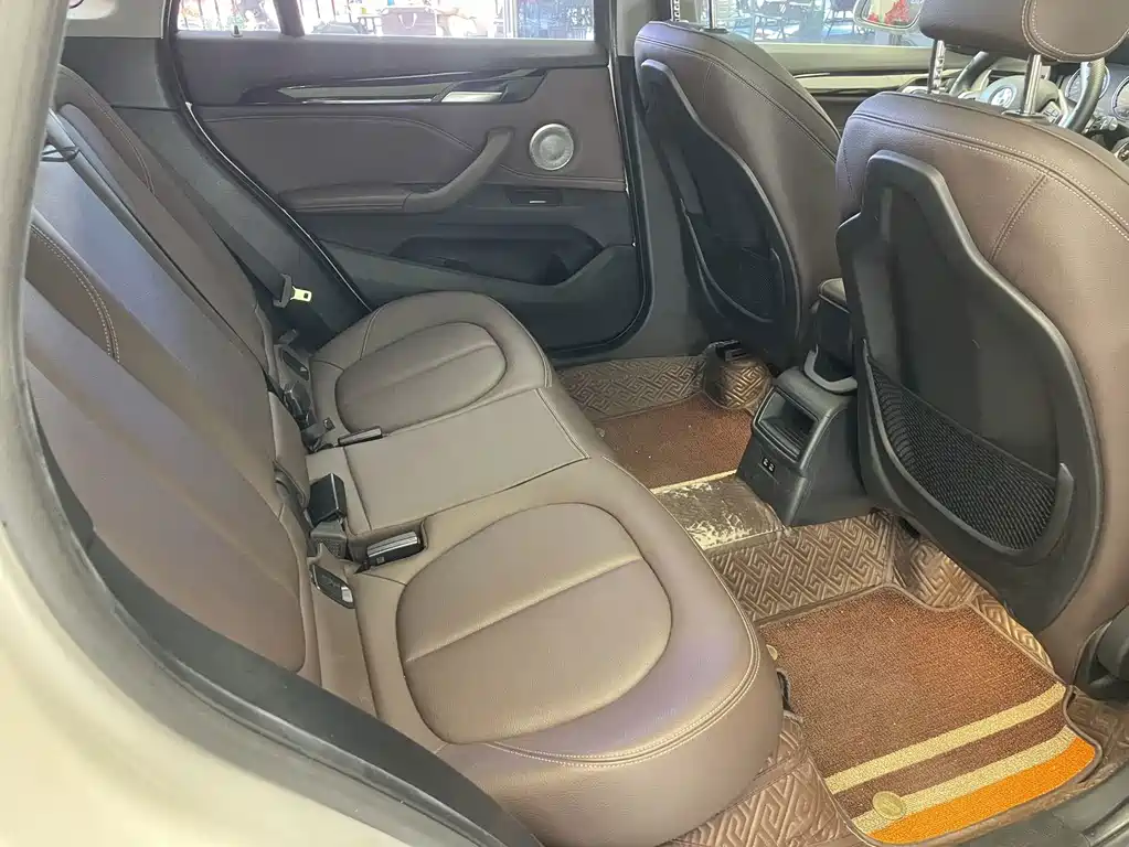 BMW X1 — миниатюра 24