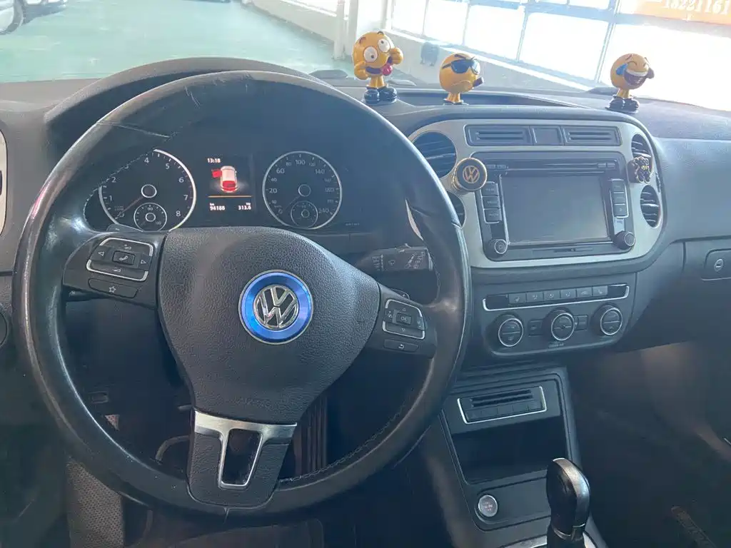 Volkswagen Tiguan — миниатюра 8