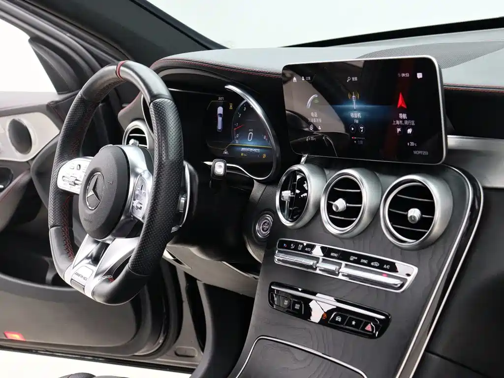 Mercedes-Benz GLC AMG — миниатюра 11