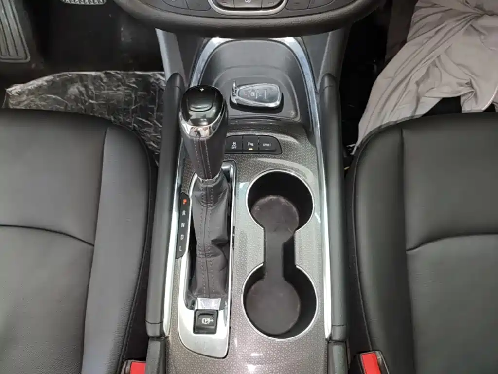 Chevrolet Malibu XL — миниатюра 14