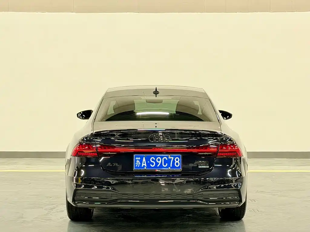 Audi A7L — миниатюра 11