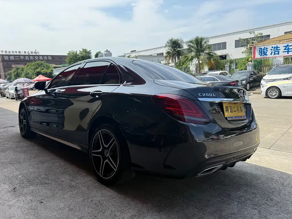 Mercedes-Benz C-Class — миниатюра 10