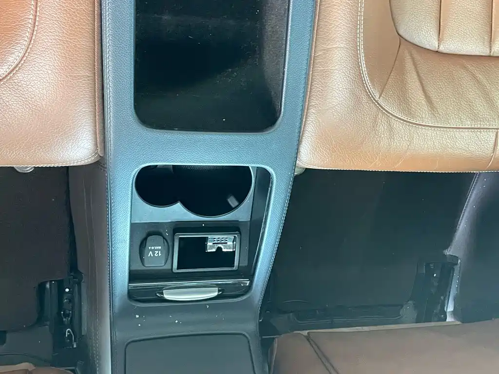 Mercedes-Benz CLS — миниатюра 11