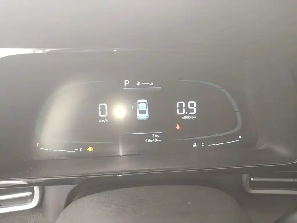 Hyundai Elantra — миниатюра 12