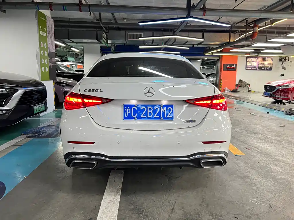 Mercedes-Benz C-Class — миниатюра 16