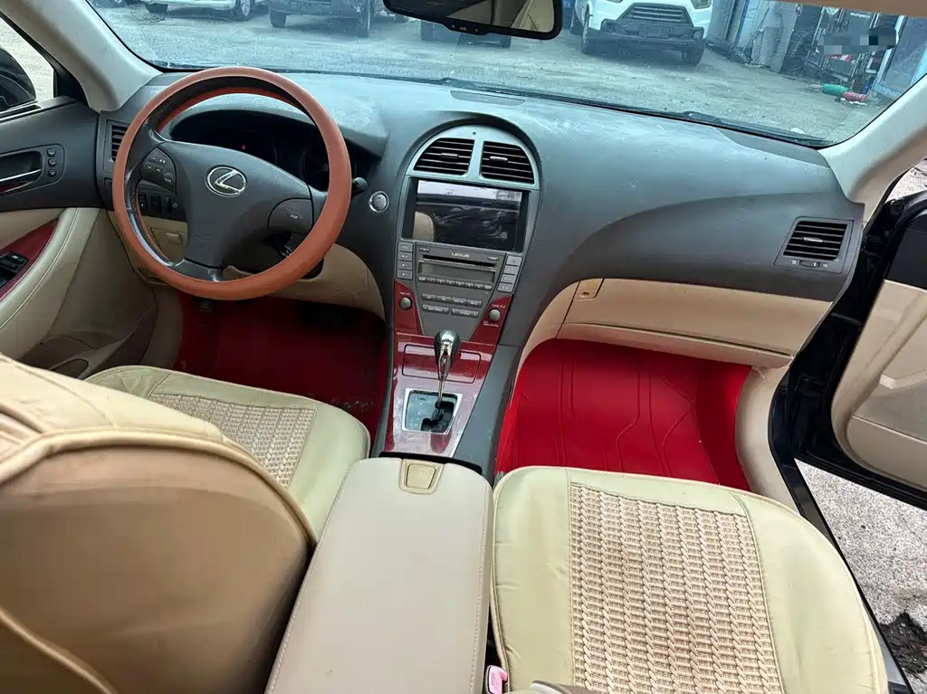 Lexus ES — миниатюра 9