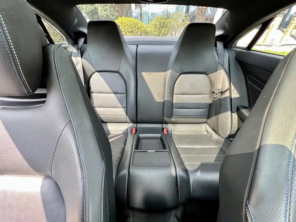 Mercedes-Benz E-Class (Import) — миниатюра 13