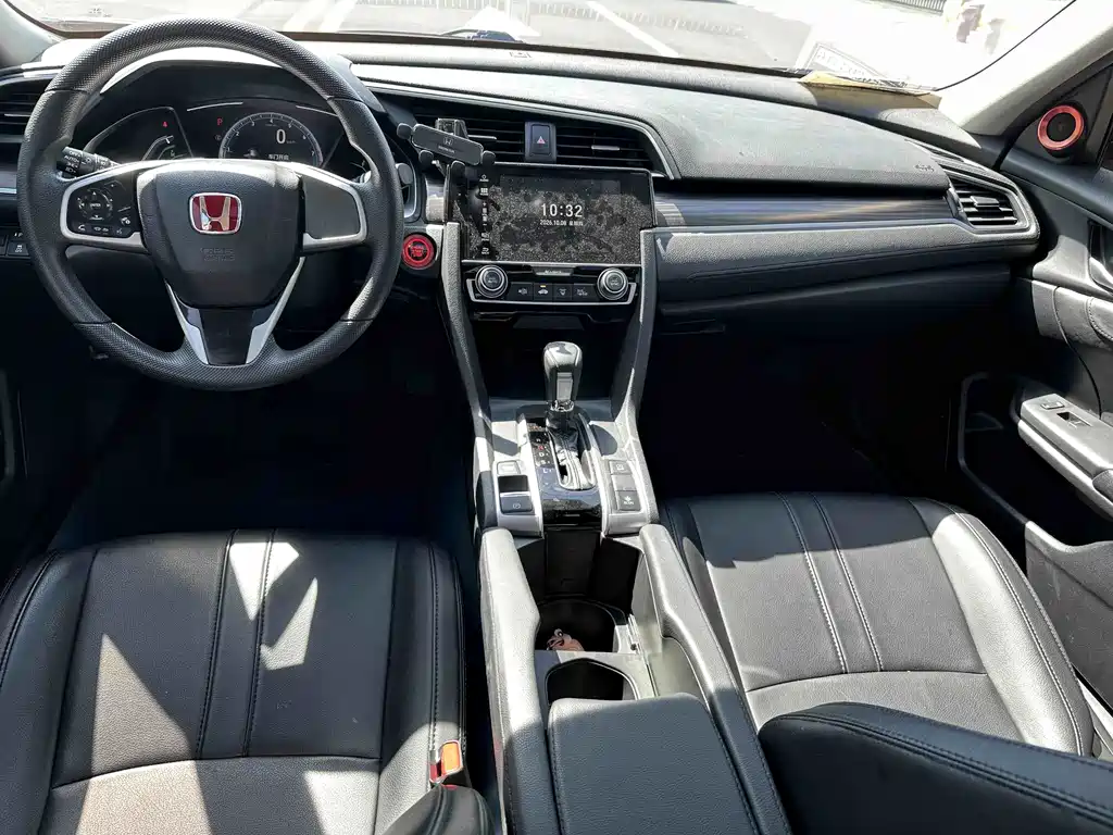 Honda Civic — миниатюра 6