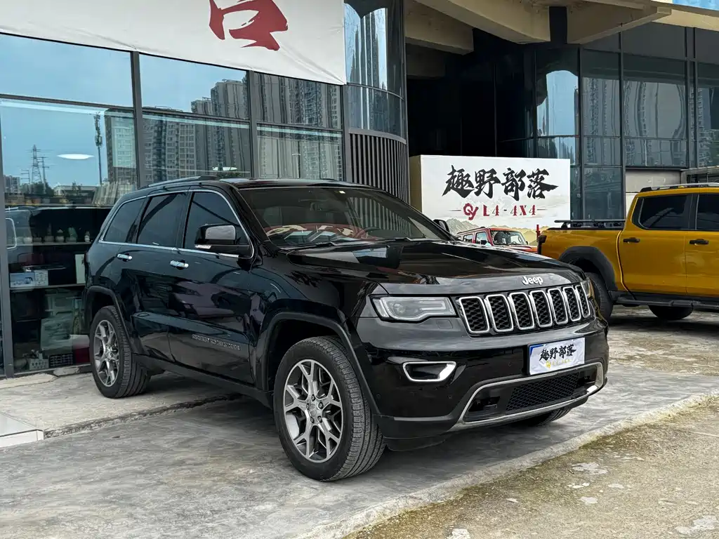 Jeep Grand Cherokee (Import) — миниатюра 3