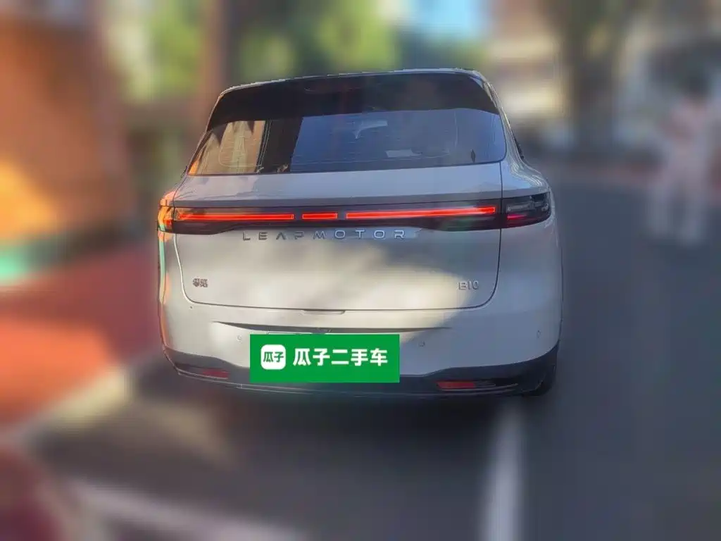 Leapmotor Leapmotor B10 — миниатюра 3