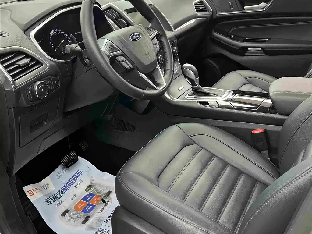 Ford Edge — миниатюра 7