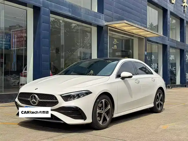 MERCEDES-BENZ A CLASS