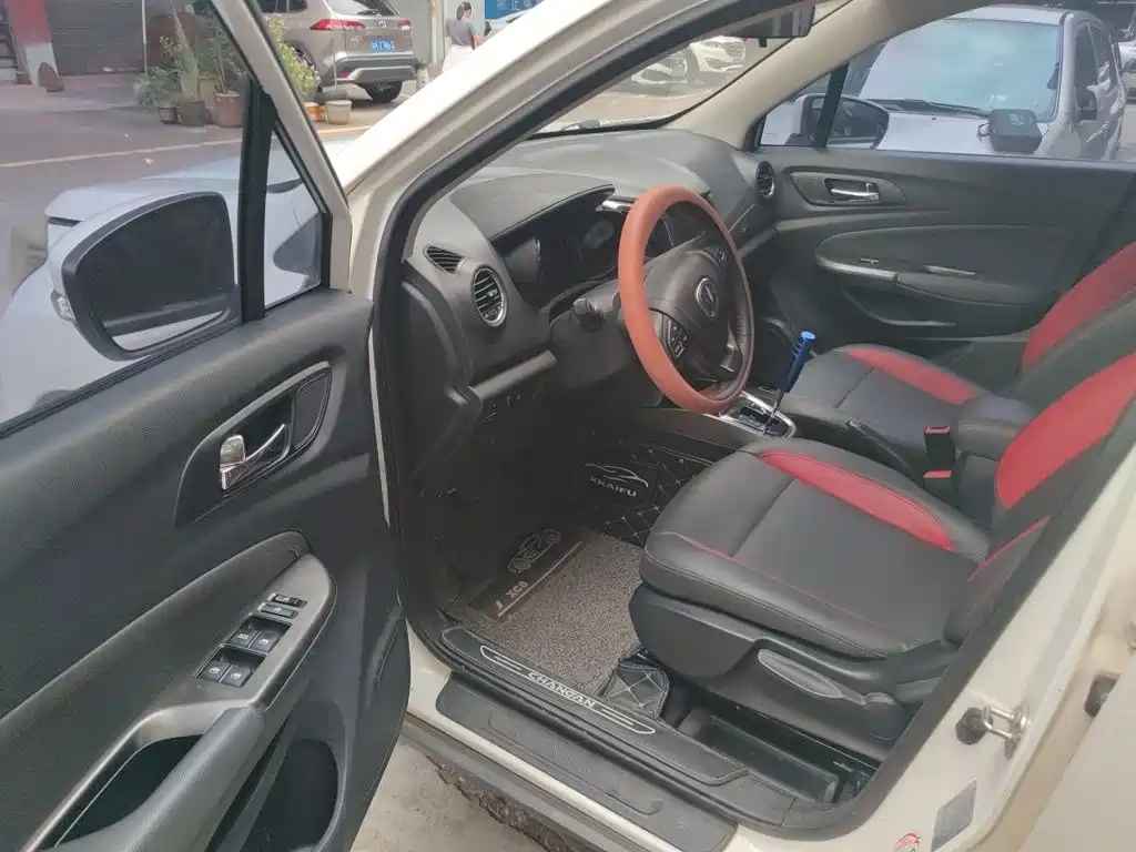 Changan CS15 — миниатюра 14