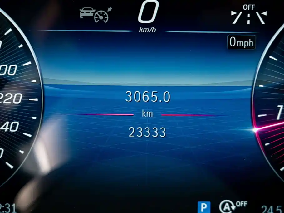 Mercedes-Benz C-Class — миниатюра 9