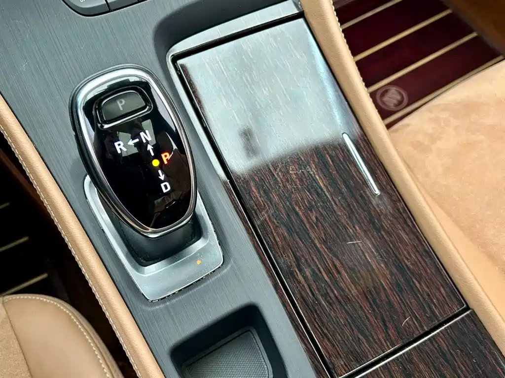 Buick LaCrosse — миниатюра 10