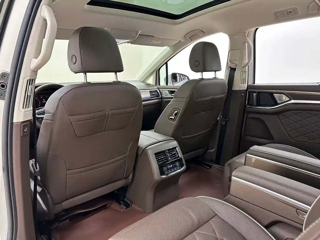 Volkswagen Viloran — миниатюра 25