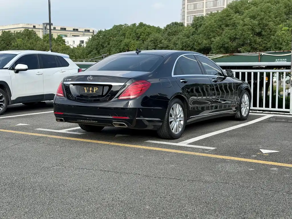 Mercedes-Benz S-Class — миниатюра 9