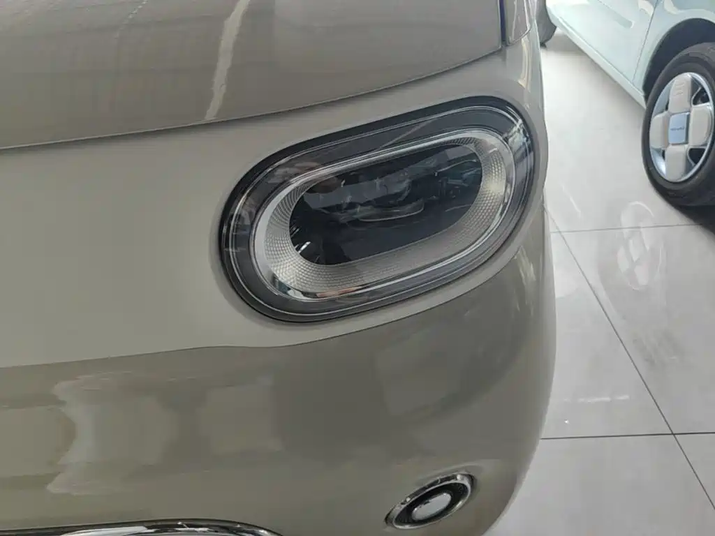 Wuling MINIEV — миниатюра 24