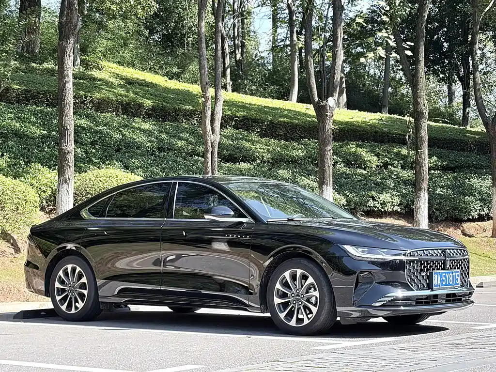 Lincoln Z — миниатюра 3