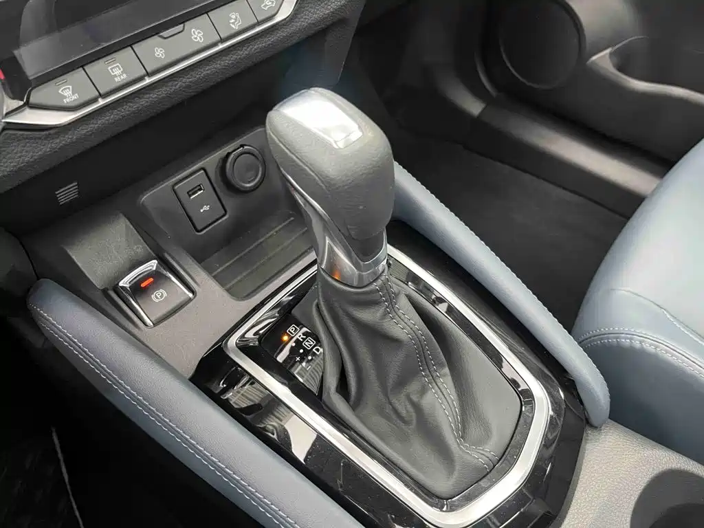 Nissan Qashqai — миниатюра 11