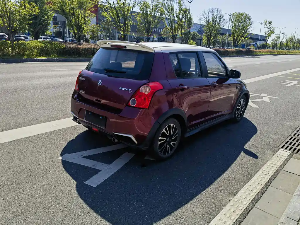 Suzuki Swift — миниатюра 5