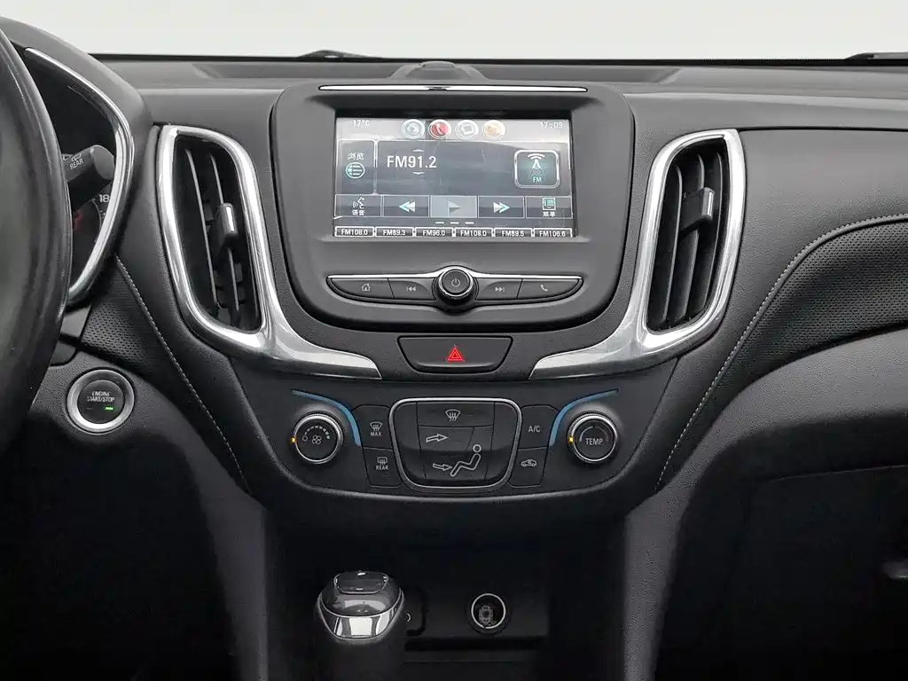 Chevrolet Equinox — миниатюра 12