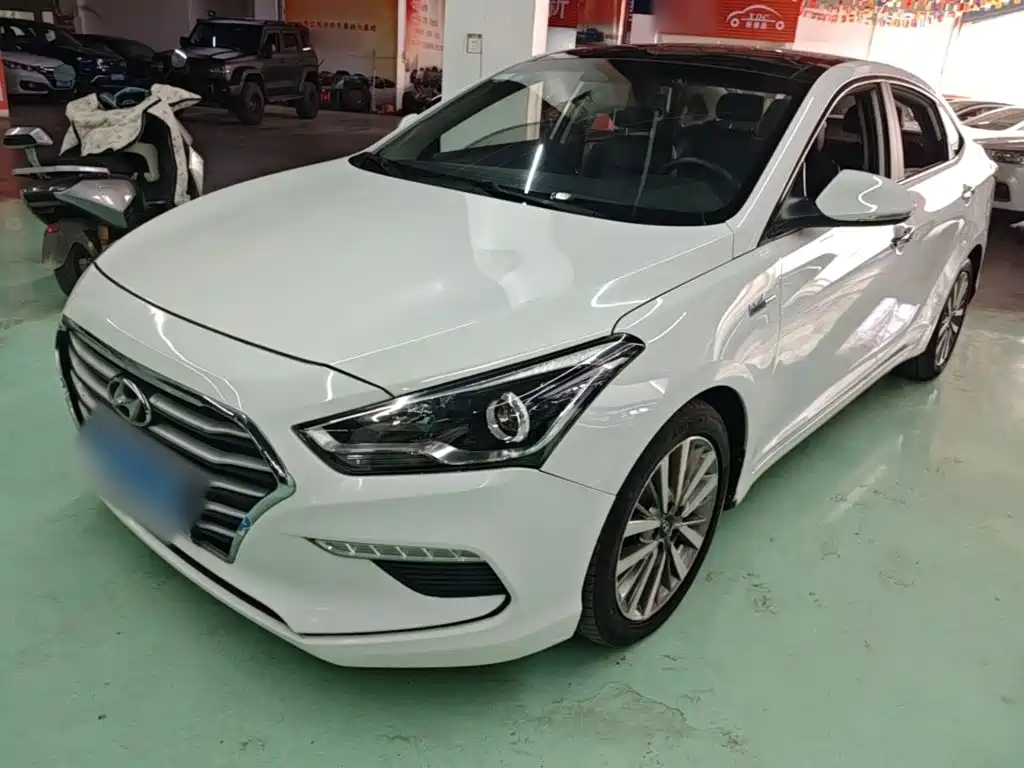 Hyundai Mistra — миниатюра 2