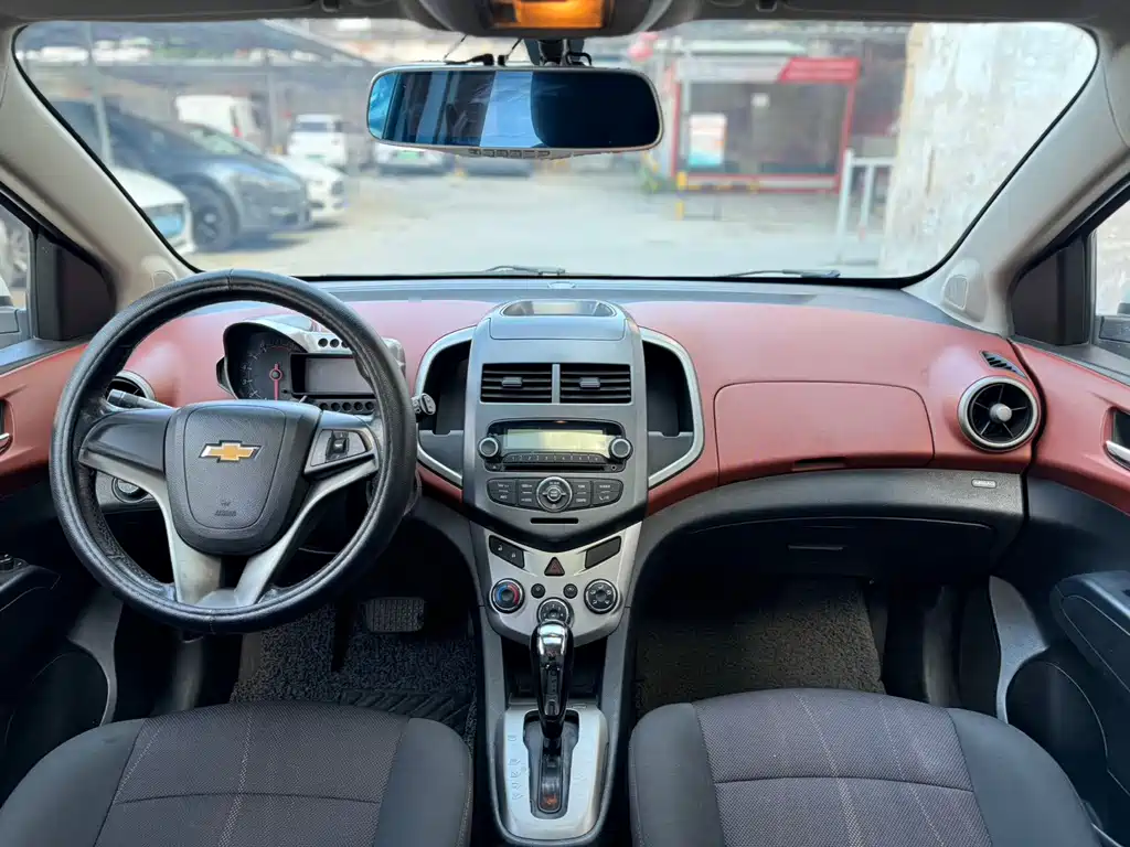 Chevrolet Aveo — миниатюра 5