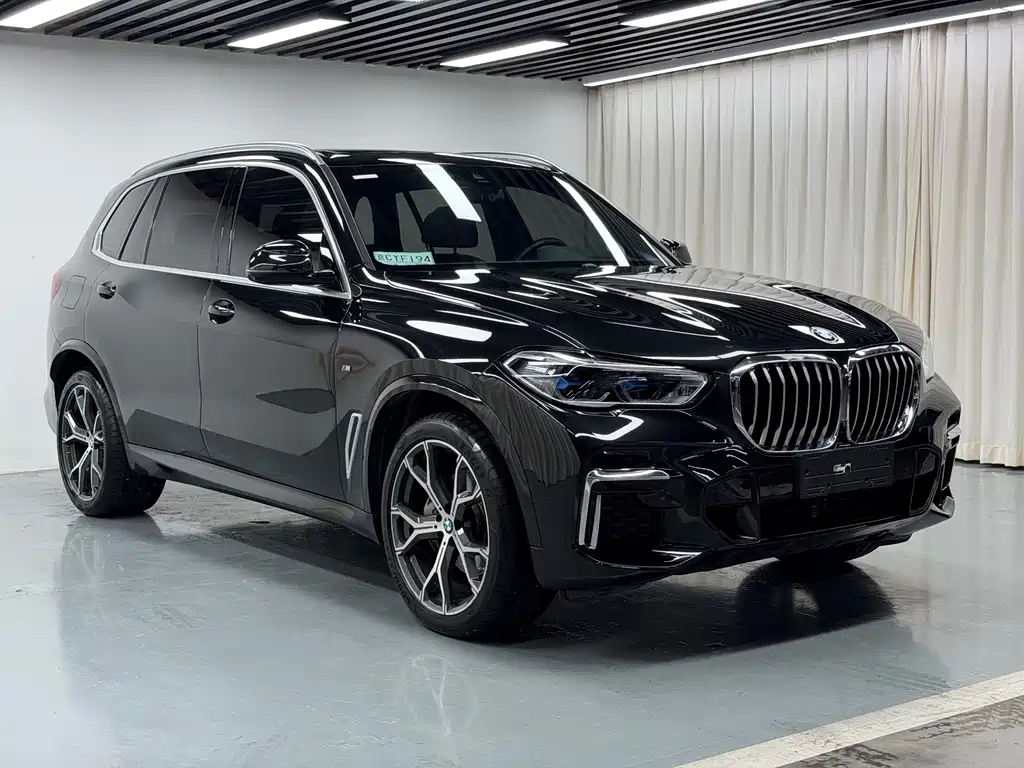 BMW X5 2022 xDrive 40Li M Sport