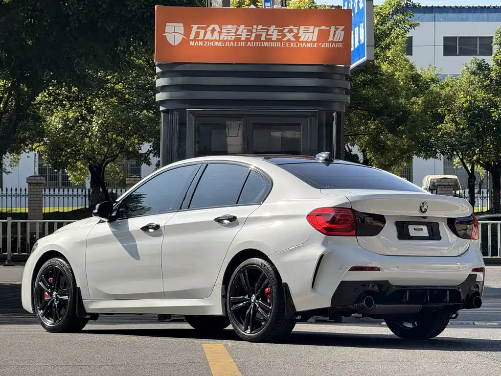 BMW 1 Series — миниатюра 8