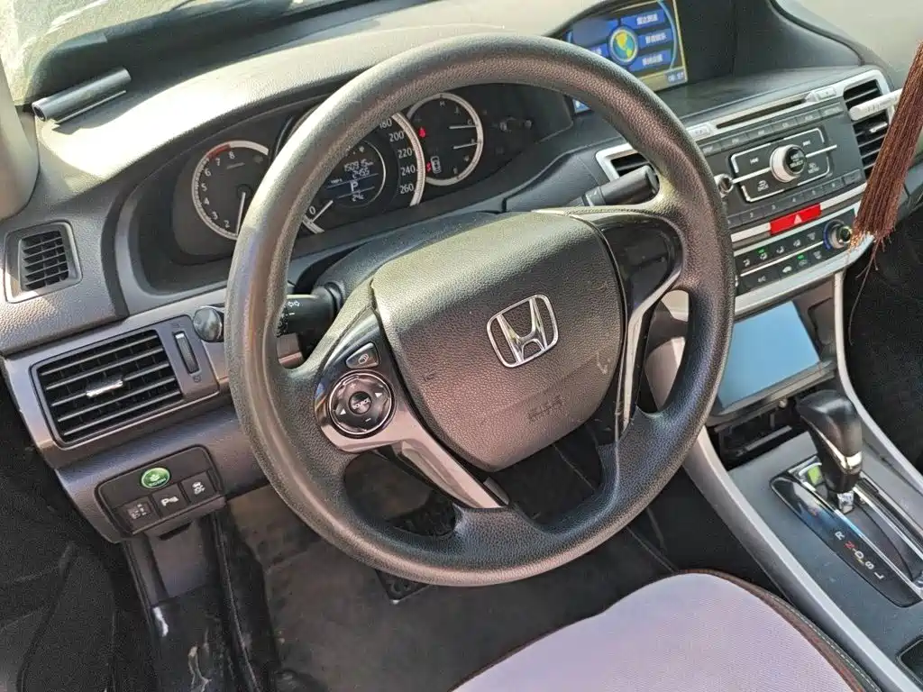 Honda Accord — миниатюра 3