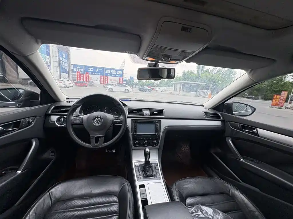 Volkswagen Passat 2013 1.8TSI DSG