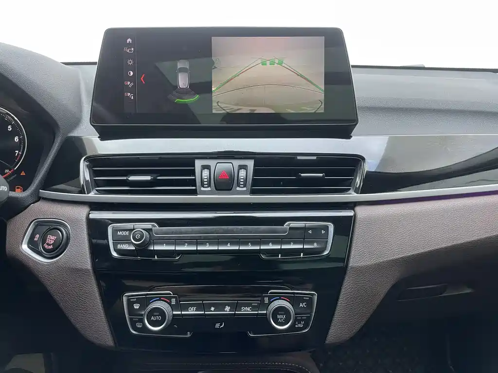 BMW X2 — миниатюра 14