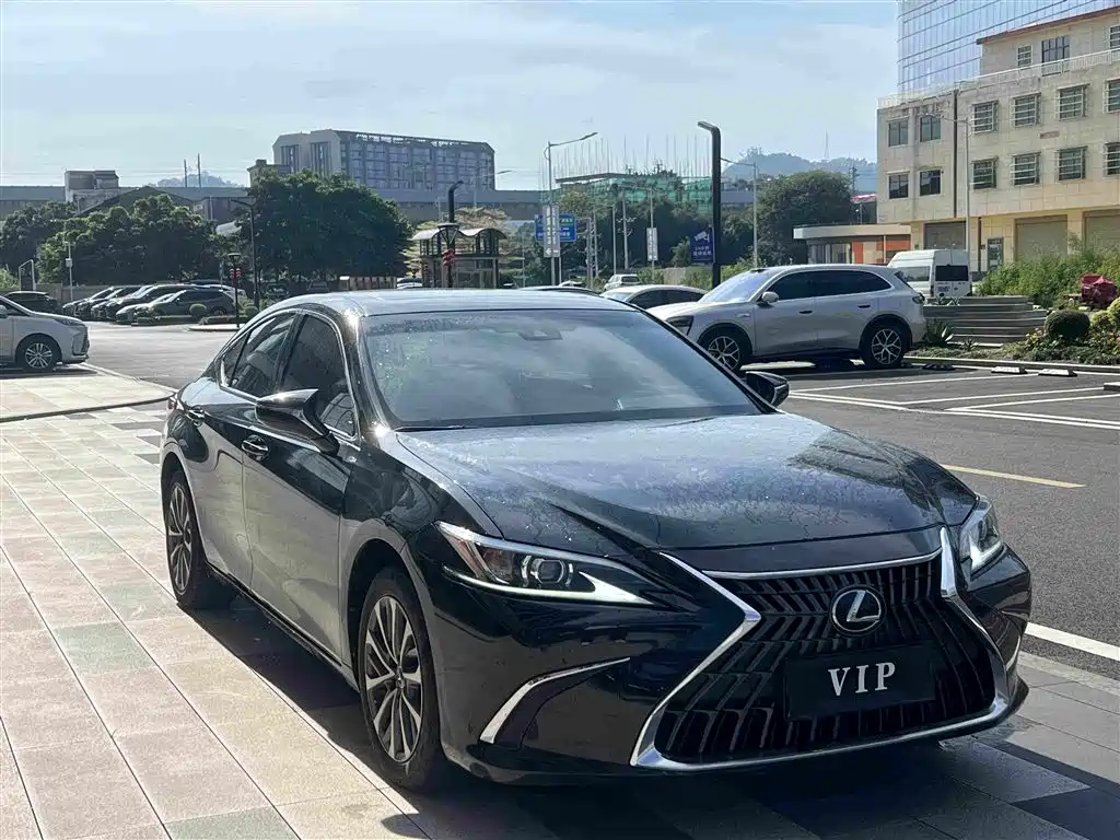 Lexus ES — миниатюра 3