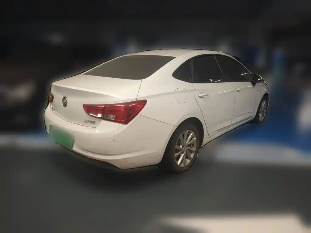 Buick Verano — миниатюра 4