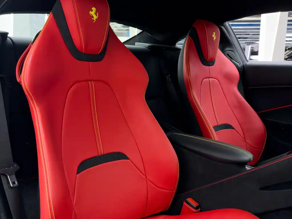 Ferrari Roma — миниатюра 13