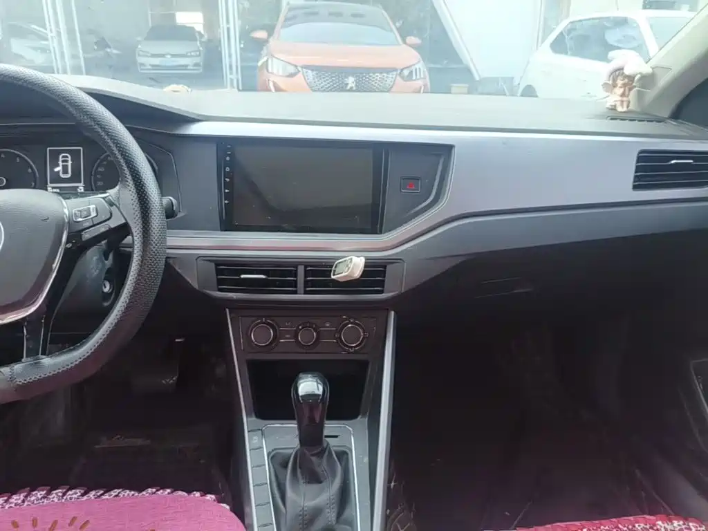 Volkswagen Polo — миниатюра 13