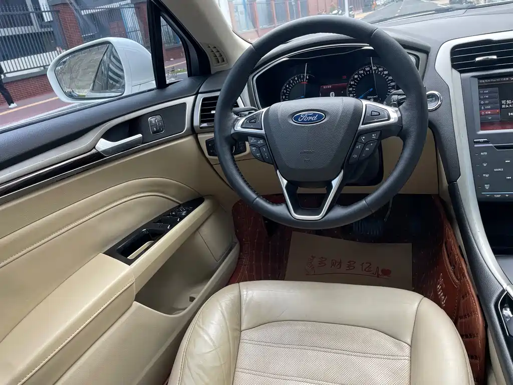 Ford Mondeo — миниатюра 10