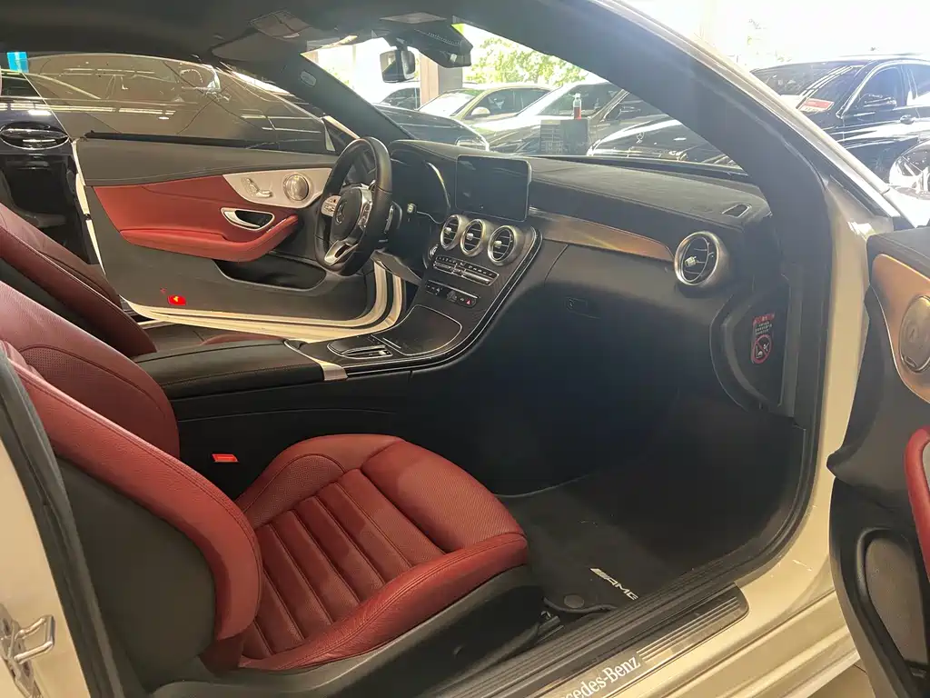 Mercedes-Benz C-Class (Import) — миниатюра 25