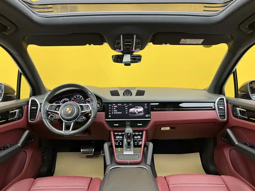 Porsche Cayenne — миниатюра 15