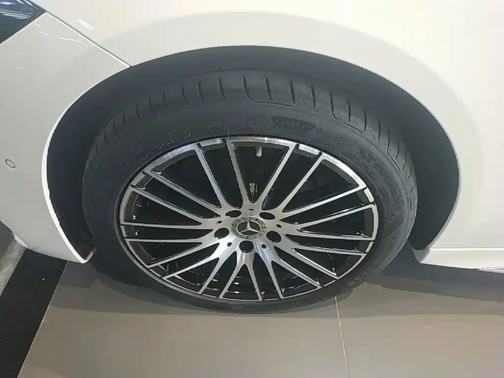 Mercedes-Benz C-Class — миниатюра 23