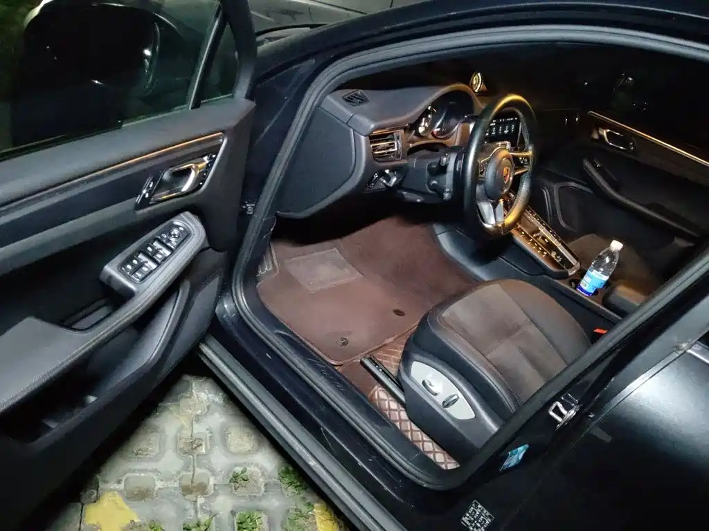 Porsche Macan — миниатюра 17