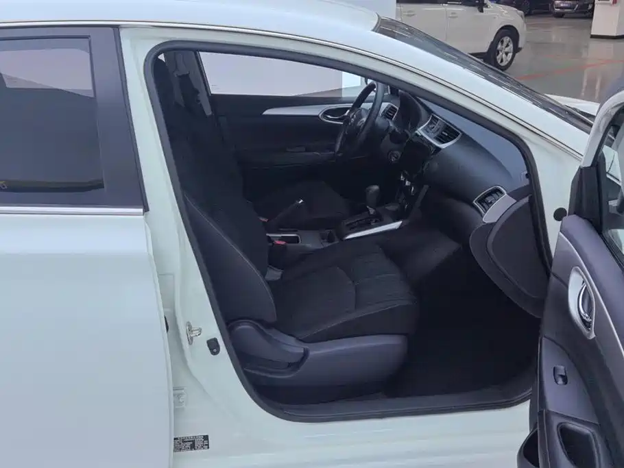 Nissan Sylphy — миниатюра 8