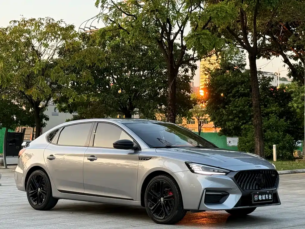 MG MG6 — миниатюра 3