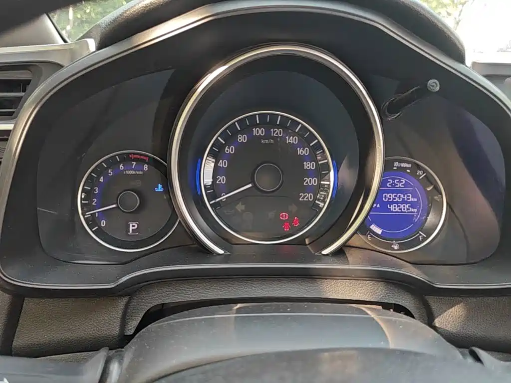 Honda Fit — миниатюра 12